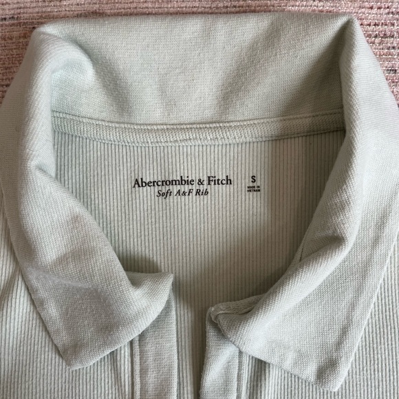Abercrombie & Fitch Soft Rib Longsleeve Polo - Picture 4 of 9
